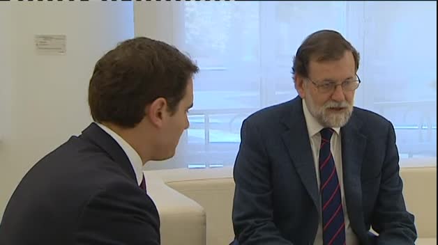 Rajoy y Rivera analizan en Moncloa el futuro del 155