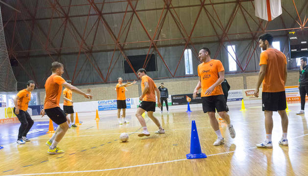 Tudela seguirá adelante, por ahora, con la reforma de su polideportivo