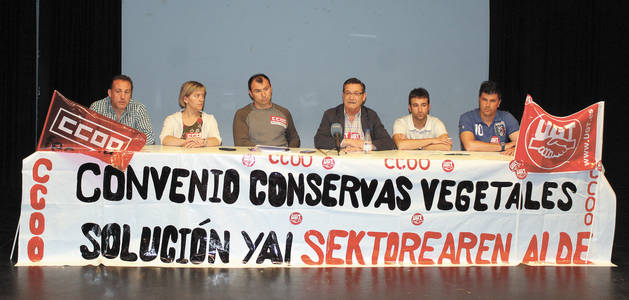 CCOO y UGT denuncian el actual convenio de conservas vegetales