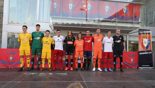 Presentación de la nueva equipación de Osasuna