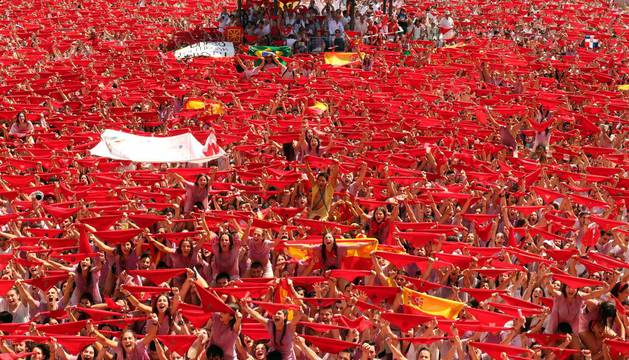 Fotos del cohete de fiestas de Tudela