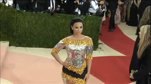 Demi Lovato, ingresada por una supuesta sobredosis