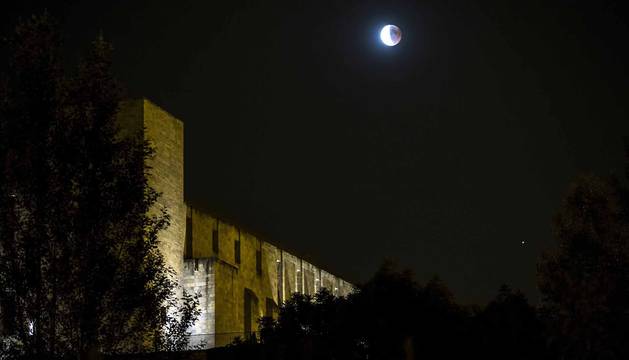Eclipse lunar visto desde Navarra y otras partes del mundo (27 de julio de 2018)