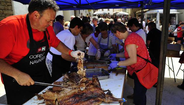 Larraga celebra la XVIII edición del Día de la Vaca Brava