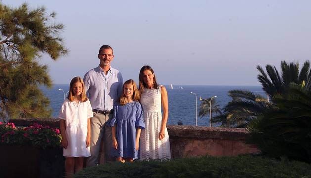 Posado veraniego de los Reyes y sus hijas en el Palacio de la Almudaina