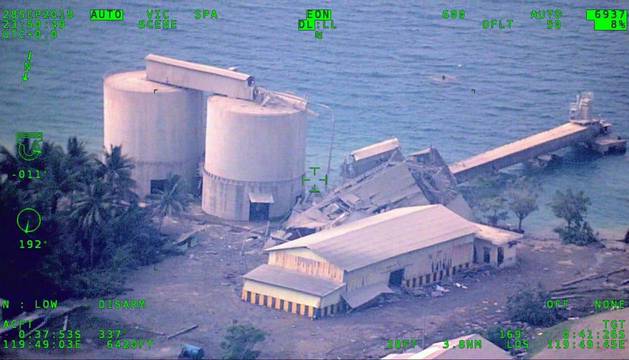 Centenares de muertos por un tsunami en Indonesia