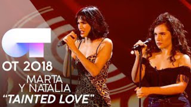 Natalia y Marta cantan 'Tainted Love' en la Gala 2 de OT