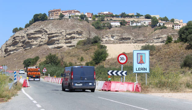 Puente de Lerín, ubicado a 700 metros del punto kilométrico de la NA-122, sobre el barranco de las Salinas.