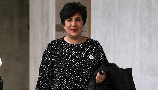 La consejera María Solana, tras la comparecencia en el Parlamento de Navarra por el programa de educación Skolae.
