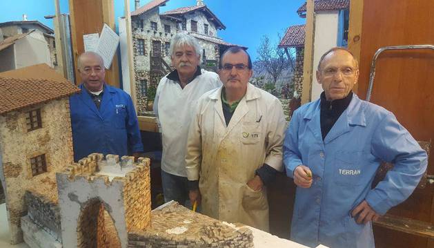 Saturio Flores, Javier Beunza, Luis Borrega y Jesús María Garmendia, ayer en Olazagutía.