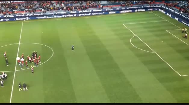Celebración de Osasuna ante la afición