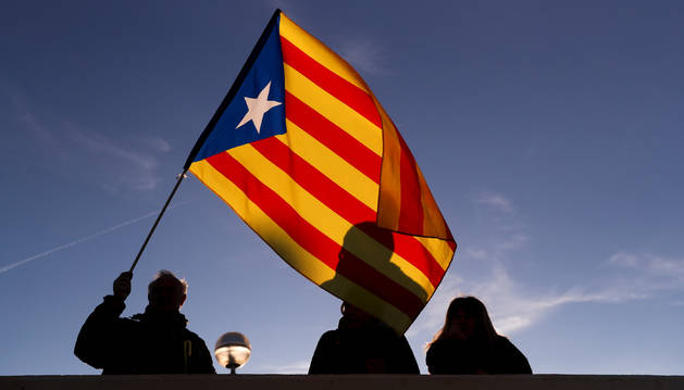 Cortes de carretera y protestas en Barcelona por el Consejo de Ministro