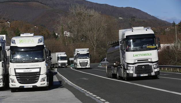La N-121-A, en la denominada ruta del Levante, es la principal carretera de conexión entre Pamplona y la frontera francesa.