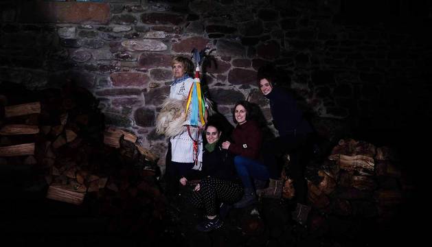 La participación de la mujer en los carnavales de Zubieta e Ituren