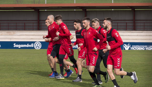Los jugadores que fueron titulares el sábado hicieron este domingo entrenamiento de recuperación.