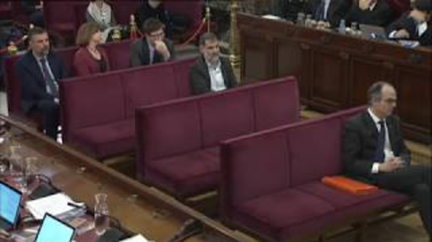 La secretaria judicial relata cómo salió de la Consellería de Economía