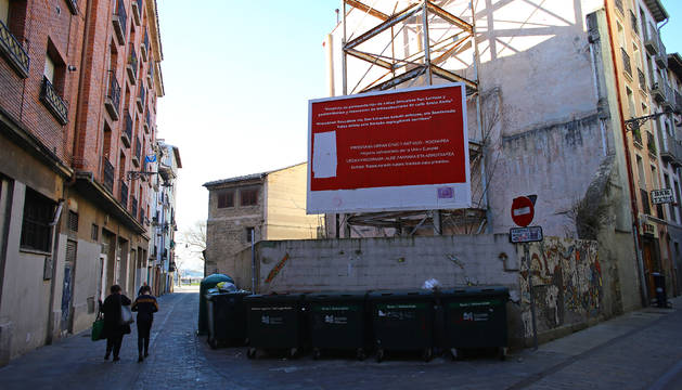 Aspecto actual que presenta el solar de propiedad municipal de la calle Santo Andía.