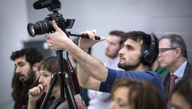 Foto de David García, editor de vídeo y fotografía en diariodenavarra.es, durante el foro DN en Vivo del miércoles.