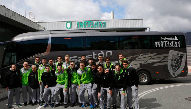 El Helvetia Anaitasuna, antes de su salida a Cuenca para disputar el partido de este martes.