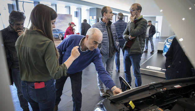 Los representantes de las marcas tuvieron que emplearse a fondo para combatir el desconocimiento de muchos visitantes a la exposición.