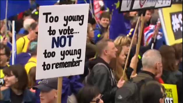 Miles de británicos piden volver a votar sobre el Brexit