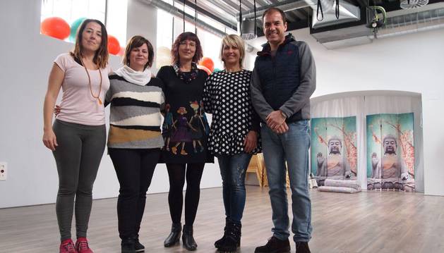 Foto de Maider Escudero Michelena, Arantxa Abarca Moreno, Marijo Waliño Nieves, Rocío Monclús Manjón y Carlos García Pascual.