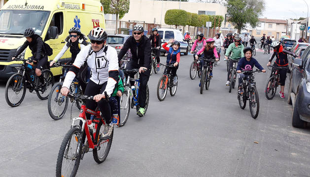 Participantes de todas las edades tomaron parte en el Día de la Bicicleta de Cabanillas, Fustiñana, Buñuel, Cortes y Ribaforada.