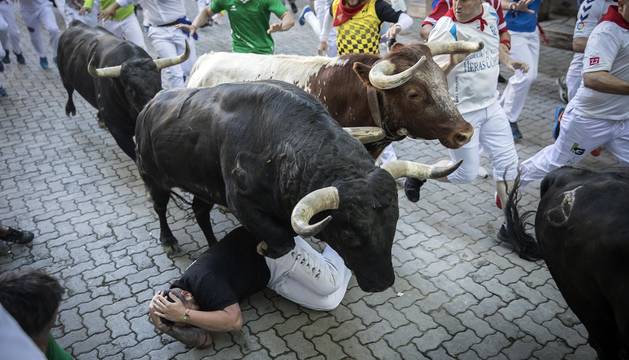 Encierros de 2019 | Fotos del cuarto encierro del año pasado, una carrera violenta pero limpia