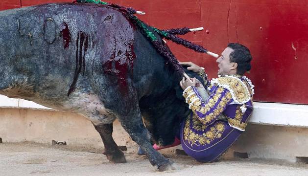 Rafaelillo, herido grave por una cornada en hemitórax izquierdo