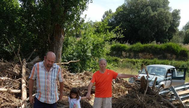 La vida de los vecinos de Sánsoain al otro lado del puente