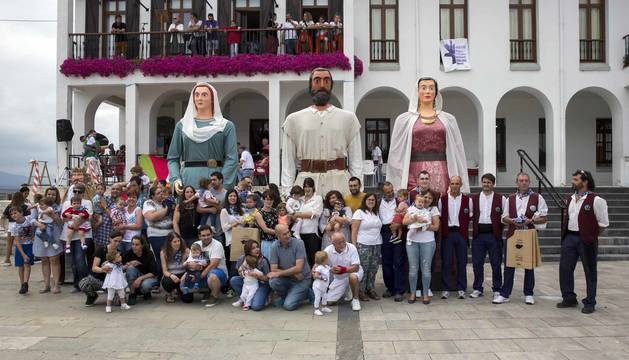 Fotos del cohete de fiestas de Irurtzun 2019