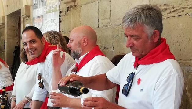 Fotos de la procesión de la Magdalena en las fiestas de Viana 2019