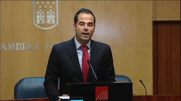Ciudadanos acepta las condiciones de Vox y Díaz Ayuso será investida en Madrid