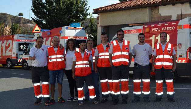 Foto de los voluntarios de Lodosa y de asambleas vecinas, en la sede de Cruz Roja en el municipio .