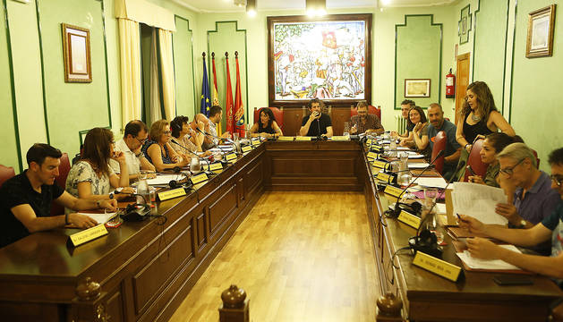 Imagen de archivo del pleno celebrado en el Ayuntamiento de Villava a principios de julio.