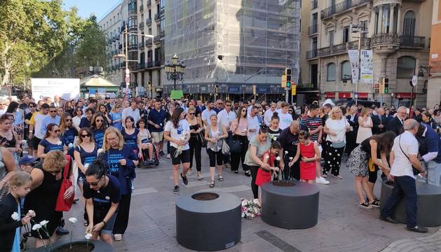 Barcelona conmemora el segundo aniversario del 17A