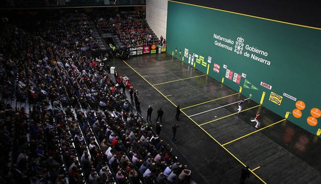 Ezkurdia y Altuna se enfrentaron en la final del año pasado disputada en el Navarra Arena.