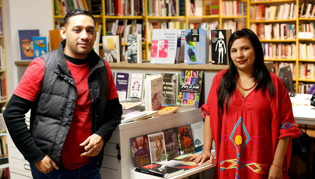 Miguel Iván Ramírez y Evelin Acosta en la Fundación del Instituto de Promoción de Estudios Sociales.
