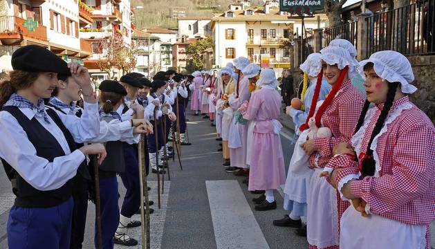 Galería de fotos del Carnaval celebrado el sábado 23 de febrero en Bera