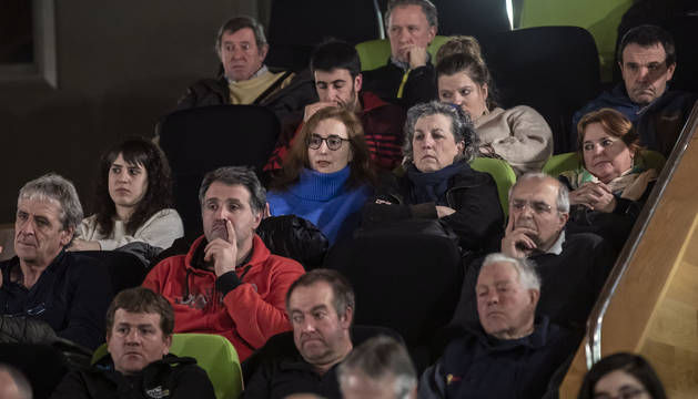 Foto de asistentes al foro de Diario de Navarra celebrado en Bera sobre la N-121-A.
