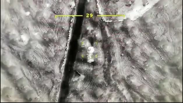Vídeo del ejército turco bombardeando varios objetivos en Siria
