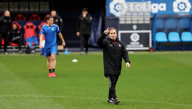 Jagoba Arrasate dirige el entrenamiento del C.A. Osasuna este sábado, 7 de marzo, en el estadio de El Sadar.