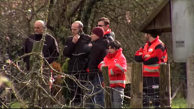 Tres desaparecidos al precipitarse su vehículo al río Urumea en Hernani