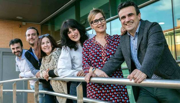 Foto de Luis Miranda, David Palacios, Itziar Telletxea, Maialen Aulestiarte, Ainhoa Azkue y Josetxo Buján.