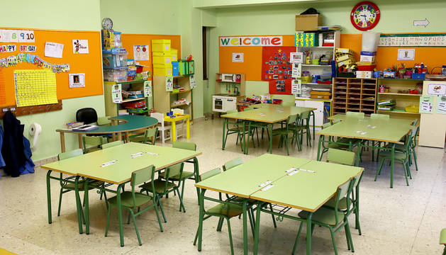 Aula del C.P. de Ermitagaña, totalmente vacía este viernes debido a la expansión del coronavirus.