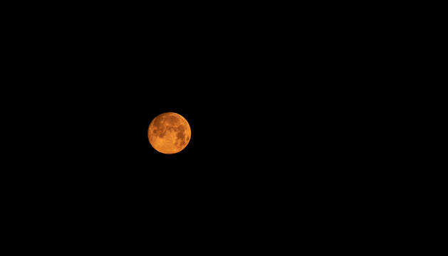 Imágenes de la Luna Rosa de Abril 2020