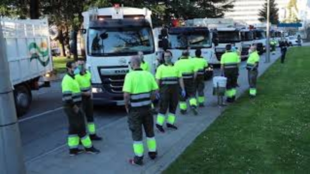 Vídeo del homenaje de los servicios de limpieza a los sanitarios