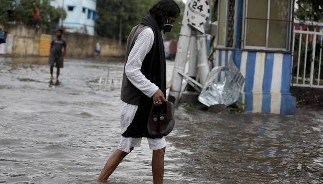 Fotos de los efectos del ciclón 'Amphan' a su paso por India y Bangladesh