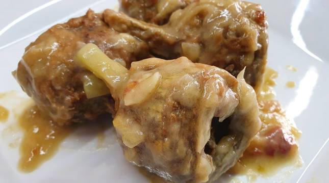 Éstas alcachofas rebozadas son una de las tres recetas de hoy sobre la reina de la huerta