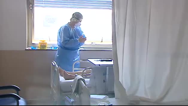 Vídeo: Contagiados de coronavirus cinco sanitarios del Hospital Gregorio Marañón